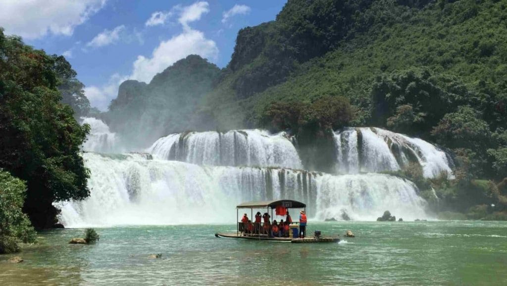 The majestic beauty of Ban Gioc Waterfall