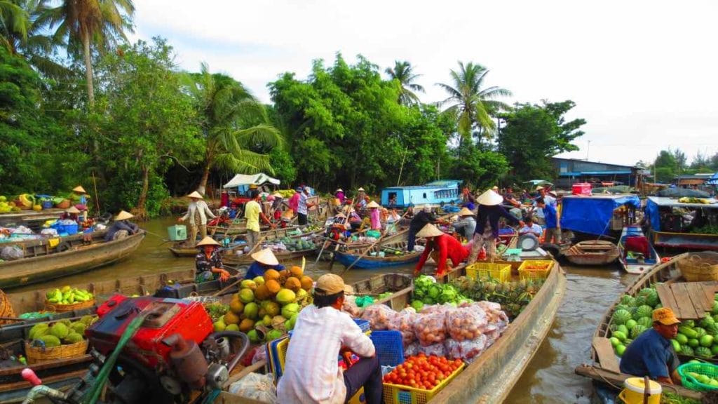 Vietnam Motorbike Tour to Cambodia via Mekong Delta, Angkor Wat, Phnom Penh