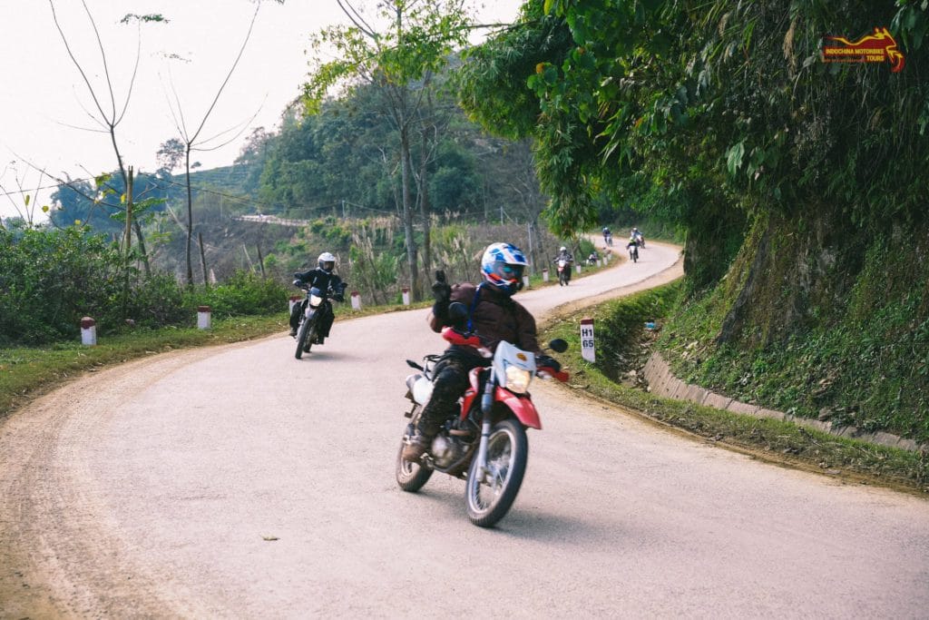 Hanoi Motorcycle Tours to Vu Linh village