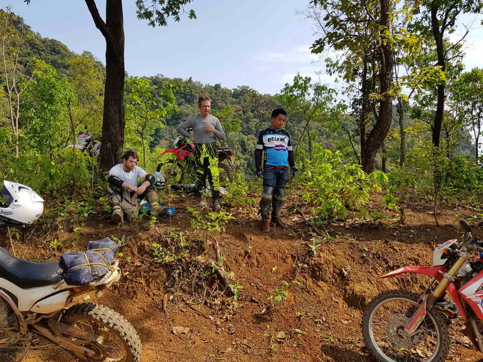 LUANG PRABANG MOTORBIKE TOUR TO MUANG NAN  AND KUANG SI