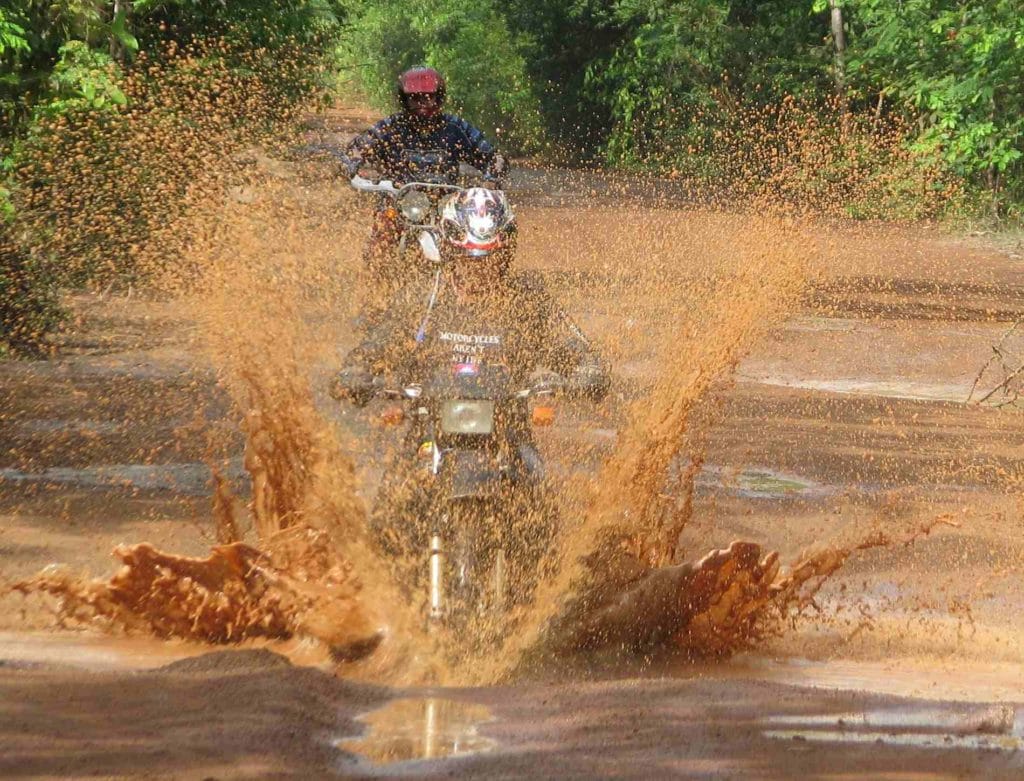 Laos Motorcycle Tour to Viengthong, Vieng Xay, Phonsavanh & Vang Vieng 