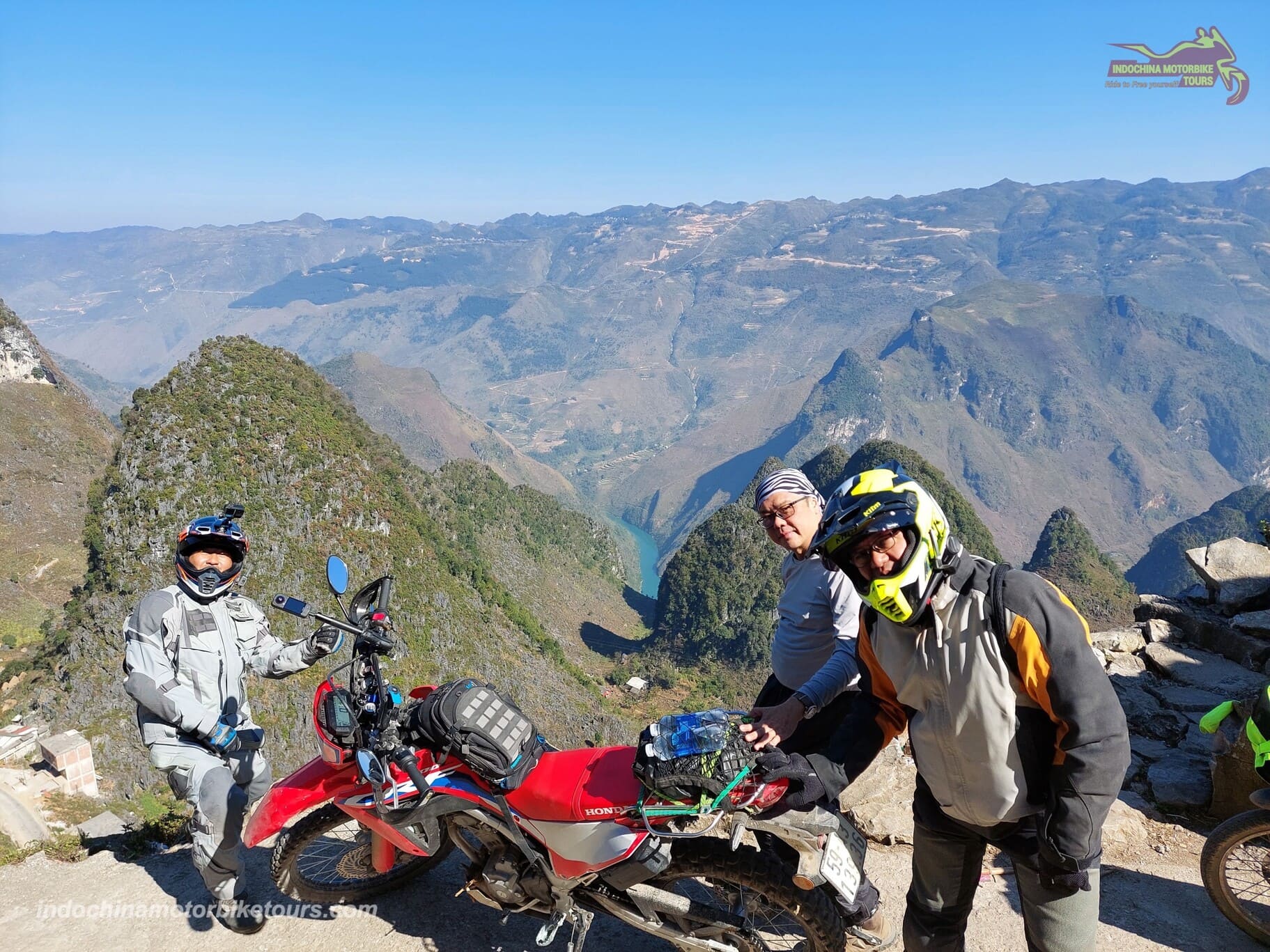 DREAMING VIETNAM OFFROAD MOTORCYCLE TOUR TO HA GIANG