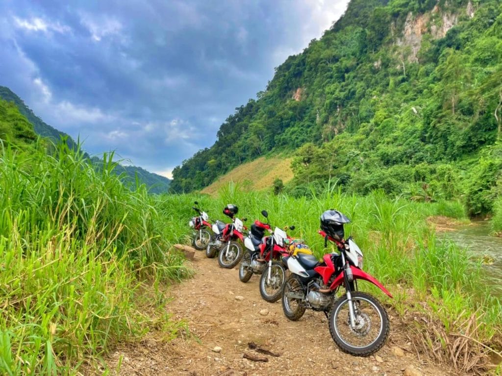 VIETNAM MOTORBIKE TOUR TO BA BE NATIONAL PARK