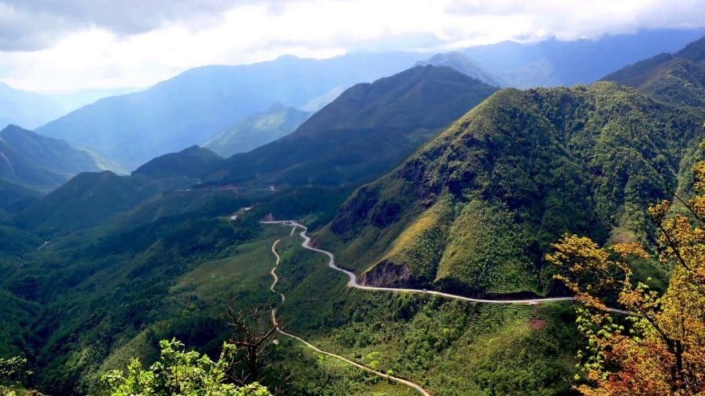 Winding Vietnam Offroad Motorbike Tour to Ta Xua, Mu Cang Chai, Sapa