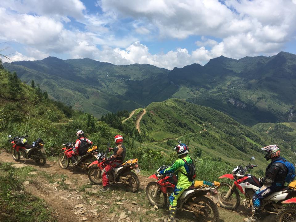 Northeast Vietnam Motorbike Tour to Ha Giang via Dong Van, Meo Vac, Bac Kan