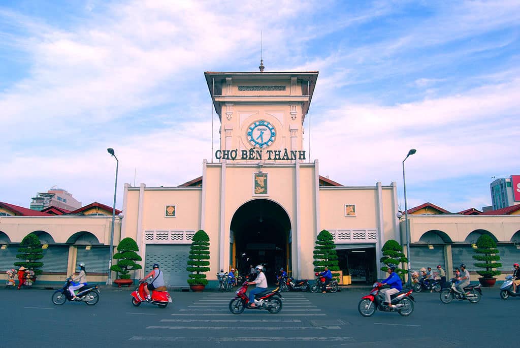 Saigon Motorbike Tour for Sightseeing