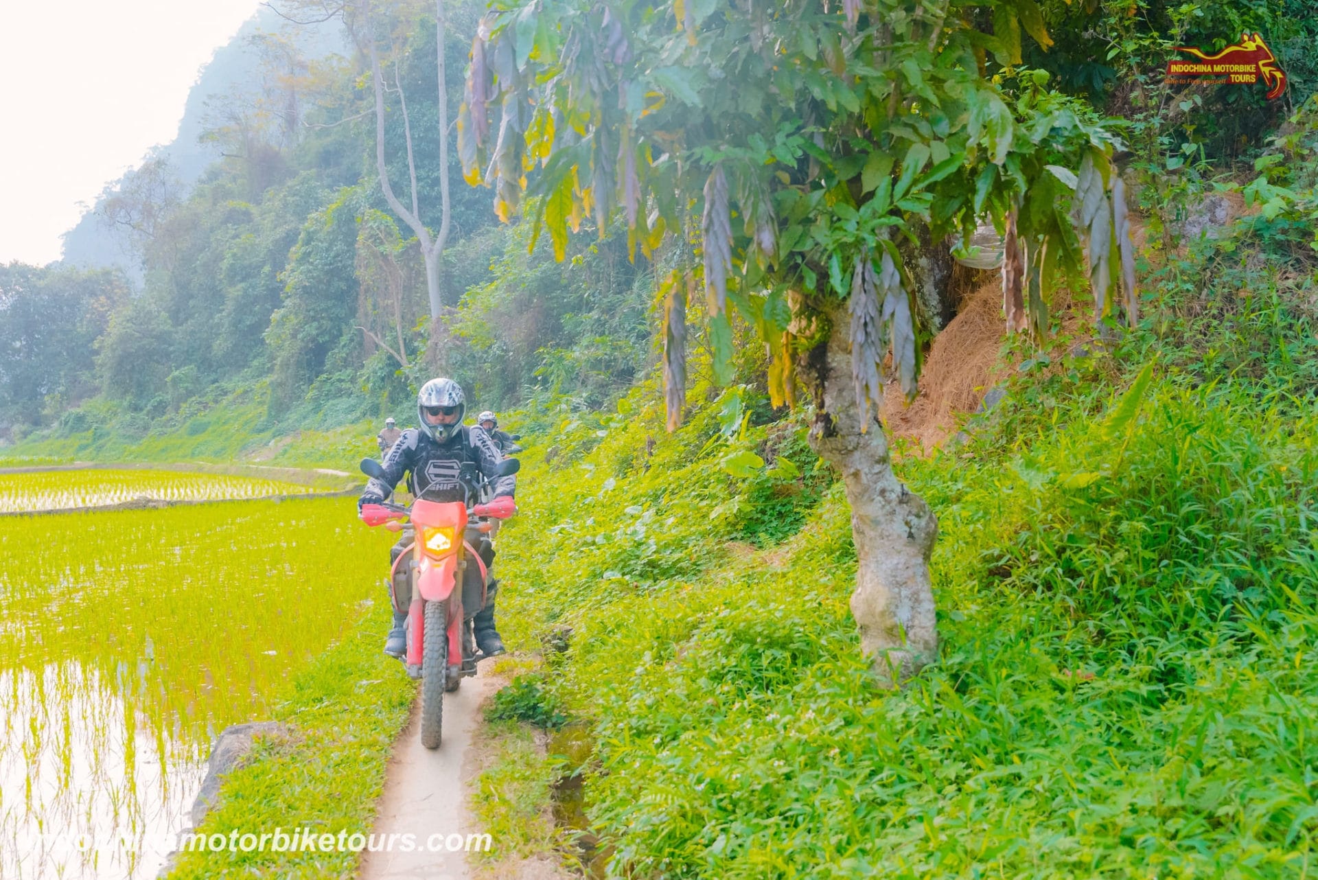 Hanoi Motorbike Tour to Ban Gioc Waterfall, Ba Be lake via Lang Son, Cao Bang