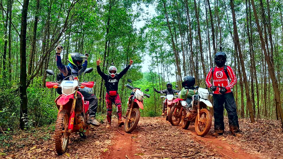 Best Vietnam Motorbike Tour from North to South on Ho Chi Minh Trail