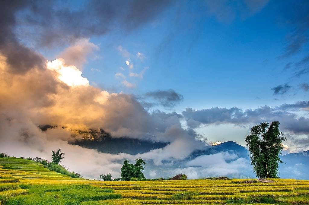 Vietnam Offroad Motorcycle Tour to Mai Chau, Ta Xua, Y Ty, Mu Cang Chai, Sapa