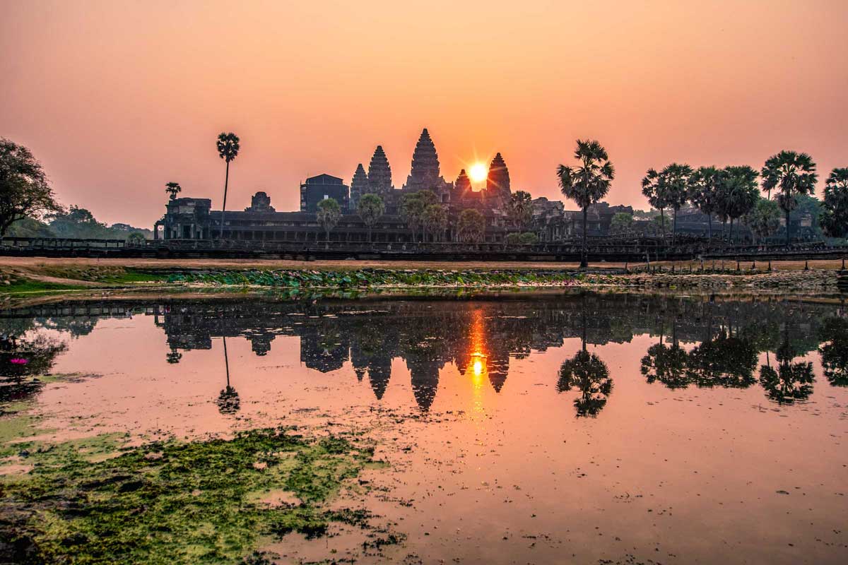 Rise early this morning to visit the masterpiece of Khmer architecture Angkor Wat during sunrise