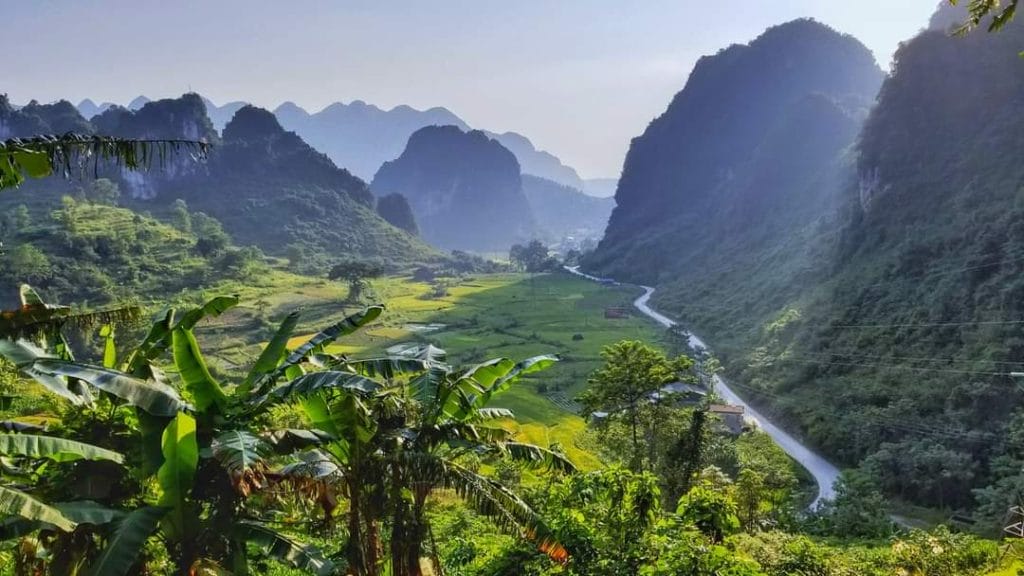 Top 12 Best Routes for Your Perfect Vietnam Motorbike Tour