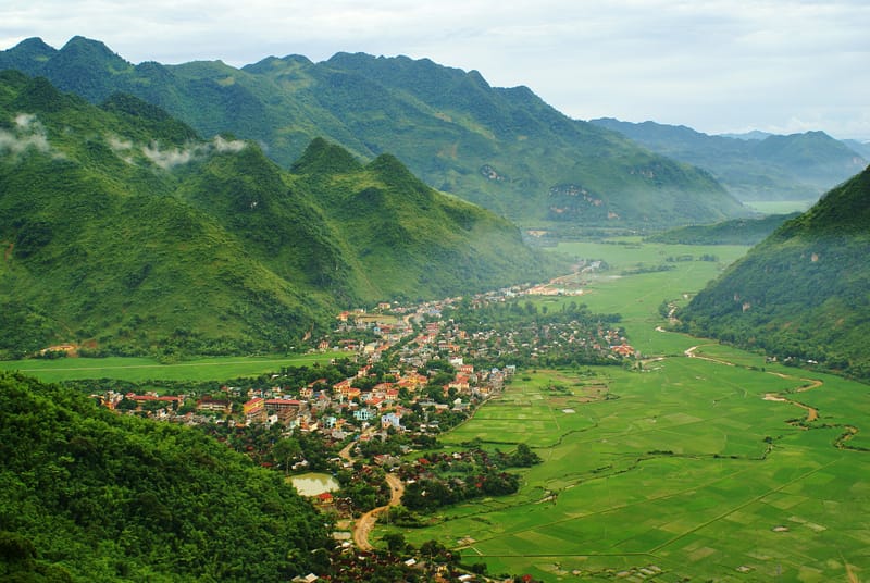 Lifetime Hanoi Motorcycle Tour to Mai Chau and Pu Luong Nature Reserve – 3 Days