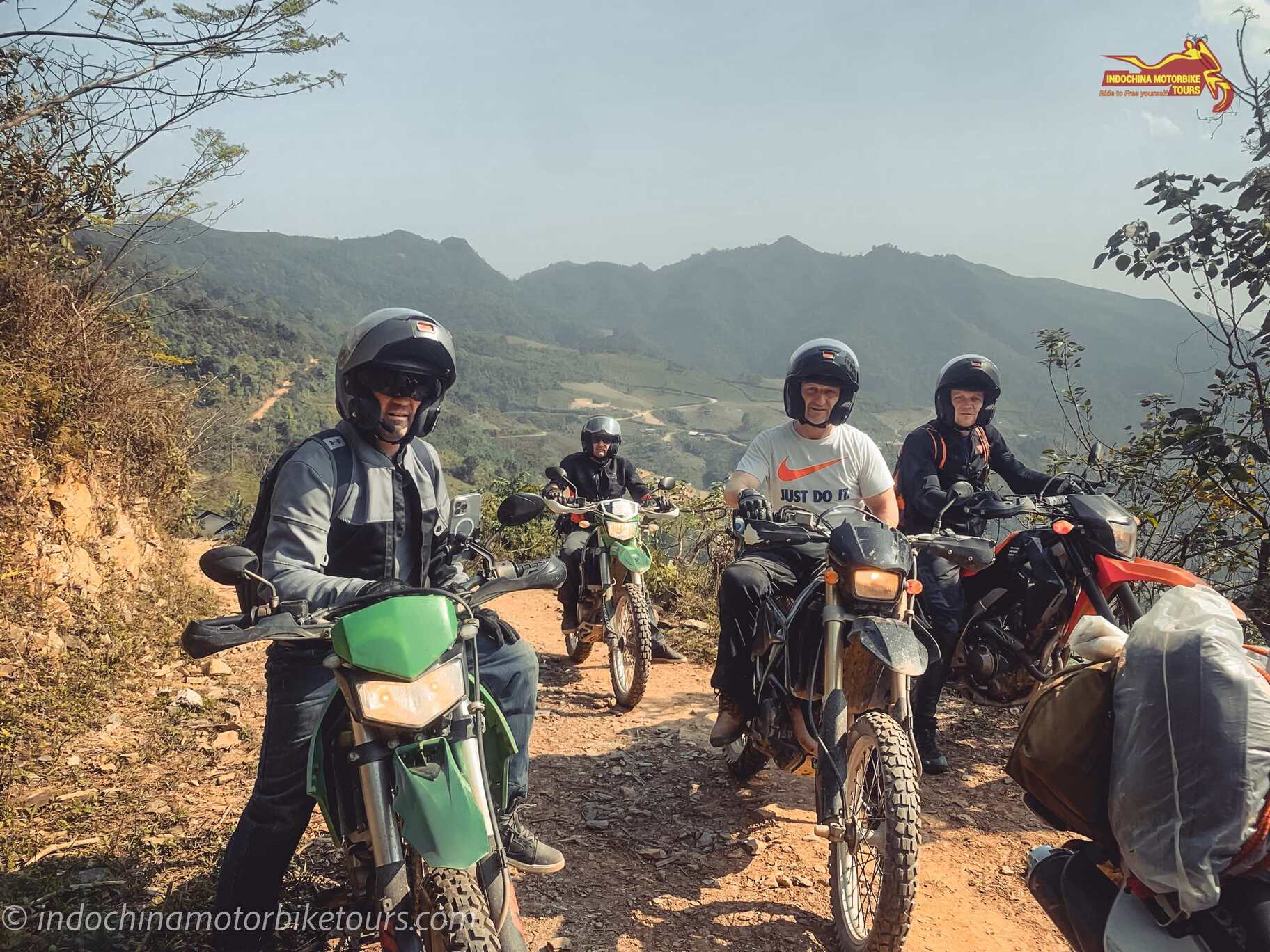 Exceptional Hanoi Motorcycle Tour to Mau Son and Bac Son in Lang Son