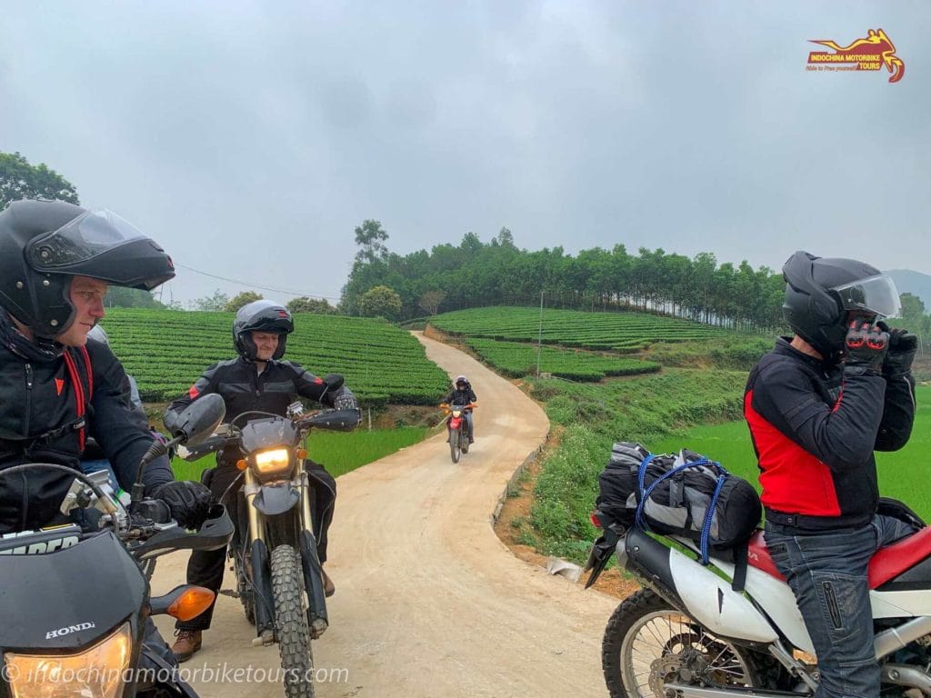 Hanoi Motorcycle Tour to Mau Son and Bac Son in Lang Son