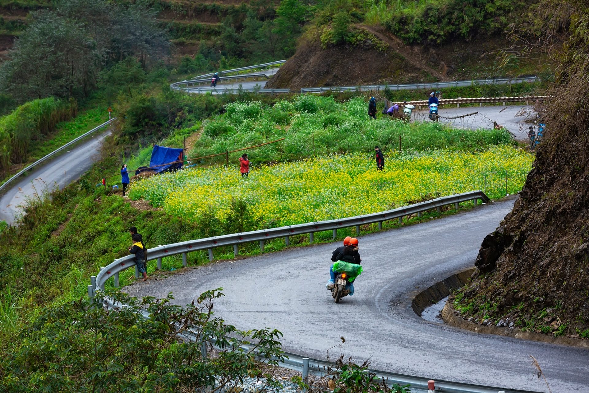 Ha Giang Loop Motorcycle Tour To Bac Me, Meo Vac, Yen Minh