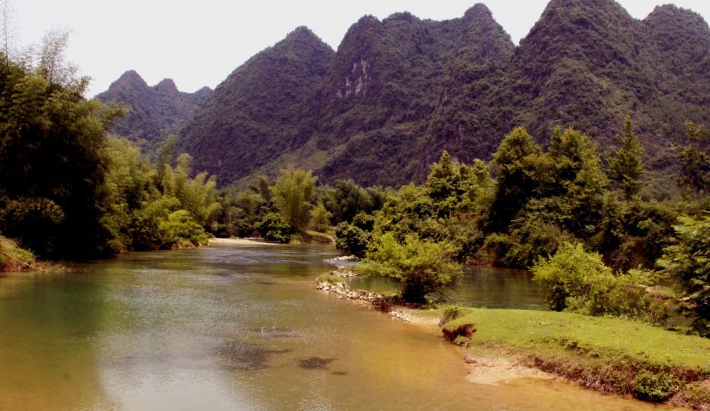 Top 8 Northern Vietnam Motorbike Tours from West to East You Must Do