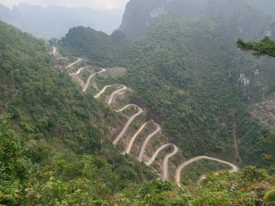 Ha Giang Motorbike Tour to Cao Bang and Ba Be Lake