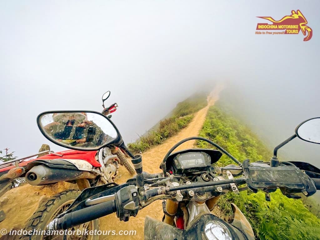 Hanoi Offroad Motorbike Tour to Ta Xua Peak