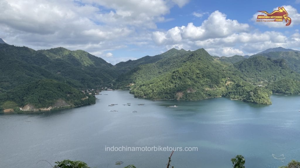 Hanoi Motorbike Tour to Da Bac of Hoa Binh & Pu Luong Nature Reserve