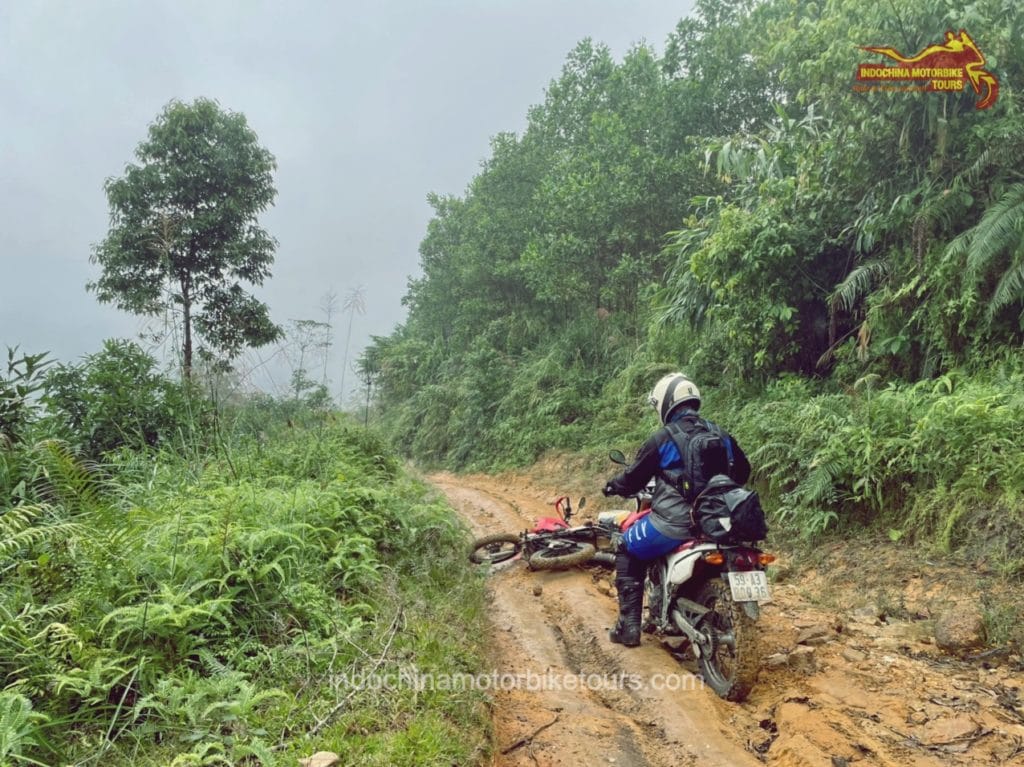 BABE LAKE MOTORCYCLE TOURS TO MEO VAC