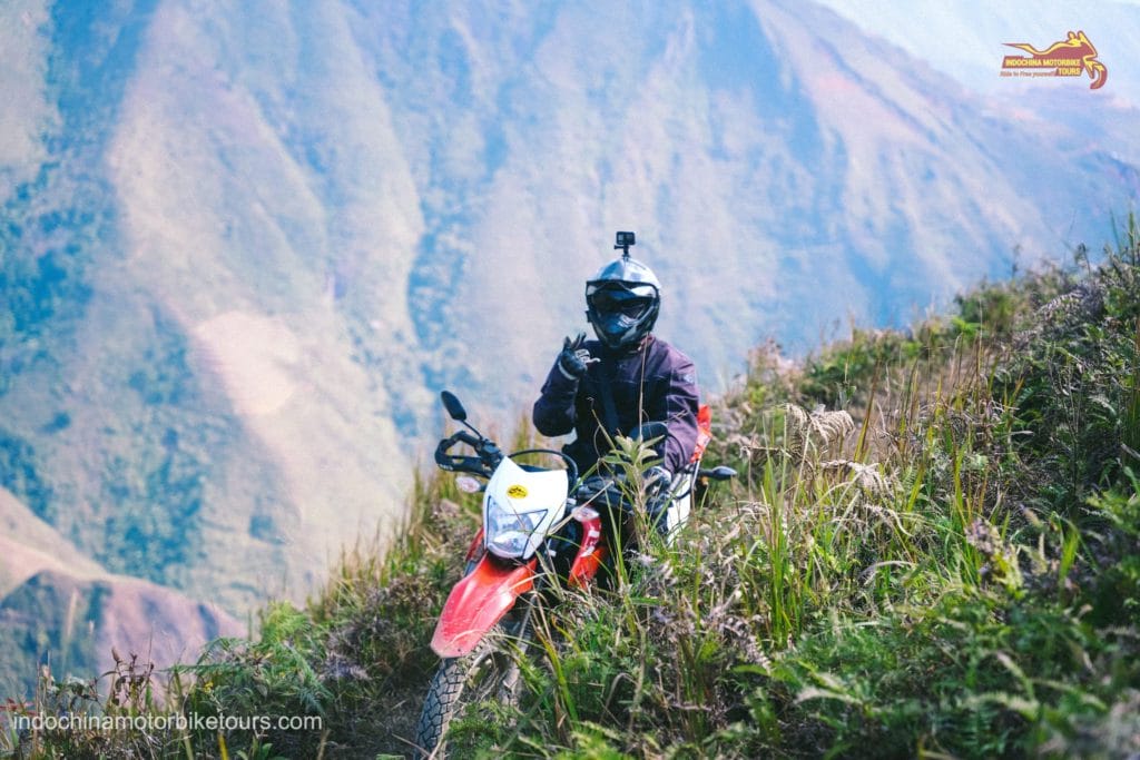 Hanoi Dirt Bike Tour to Ta Xua Peak
