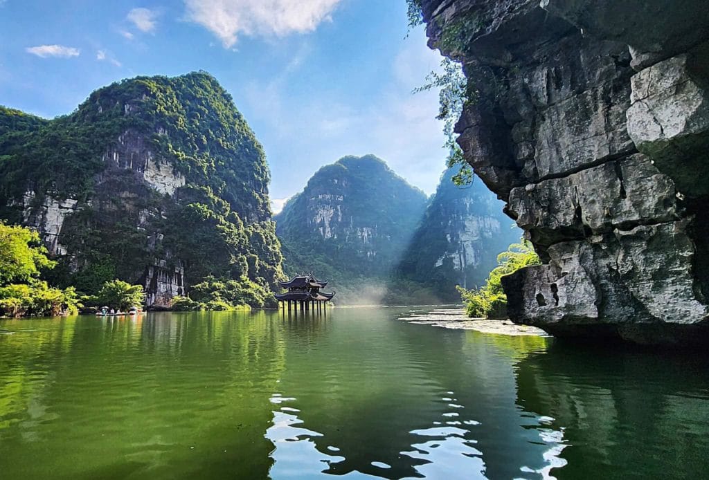 Top 10 Attractions on 5-Day Loop Trip from Hanoi to Halong Bay and Ninh Binh