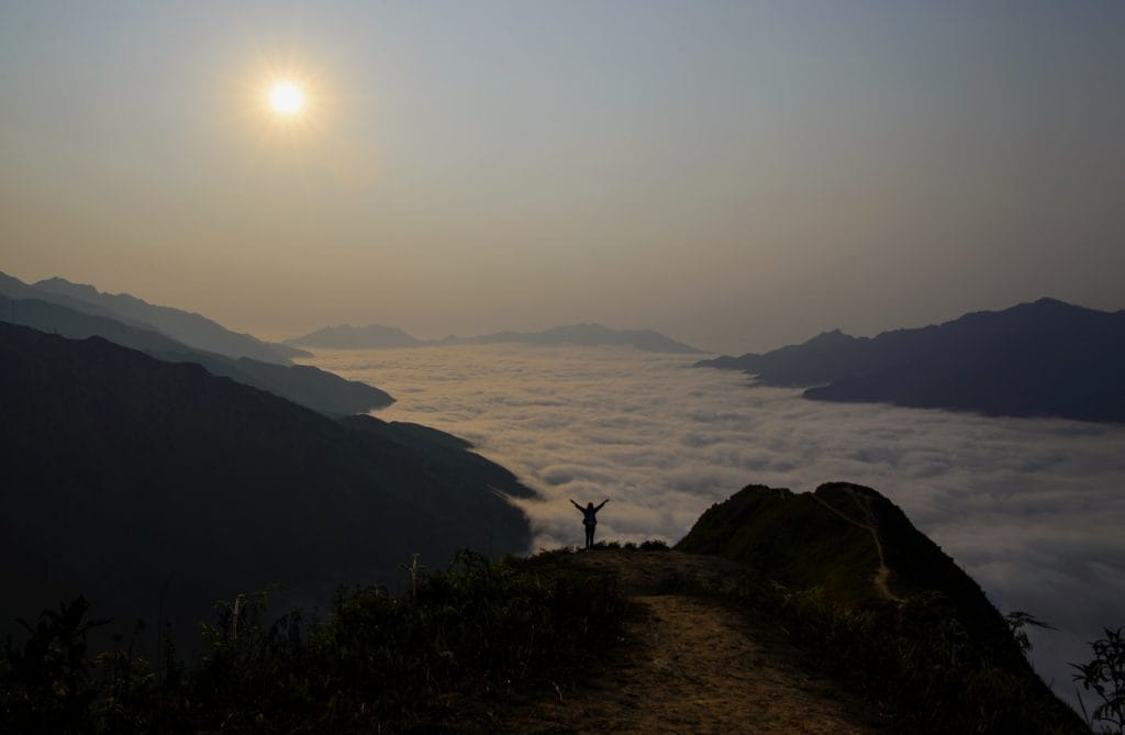 All about Ta Xua Peak of Son La Province you should know before riding there