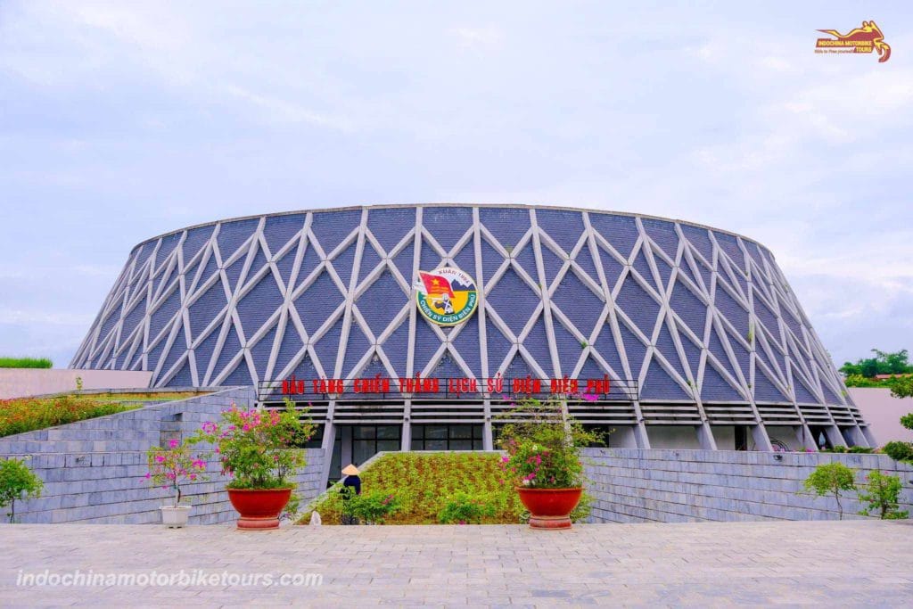 emcompasing-north-vietnam-motorbike-tour-from-west-to-east-14-days