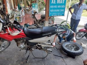 laos scooter tour