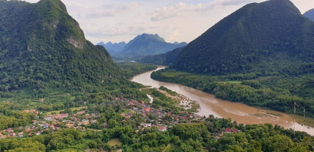 Laos Motorbike Tour to Pakbeng, Nongkhiaw, Oudomxay, Vang Vieng from Luang Prabang