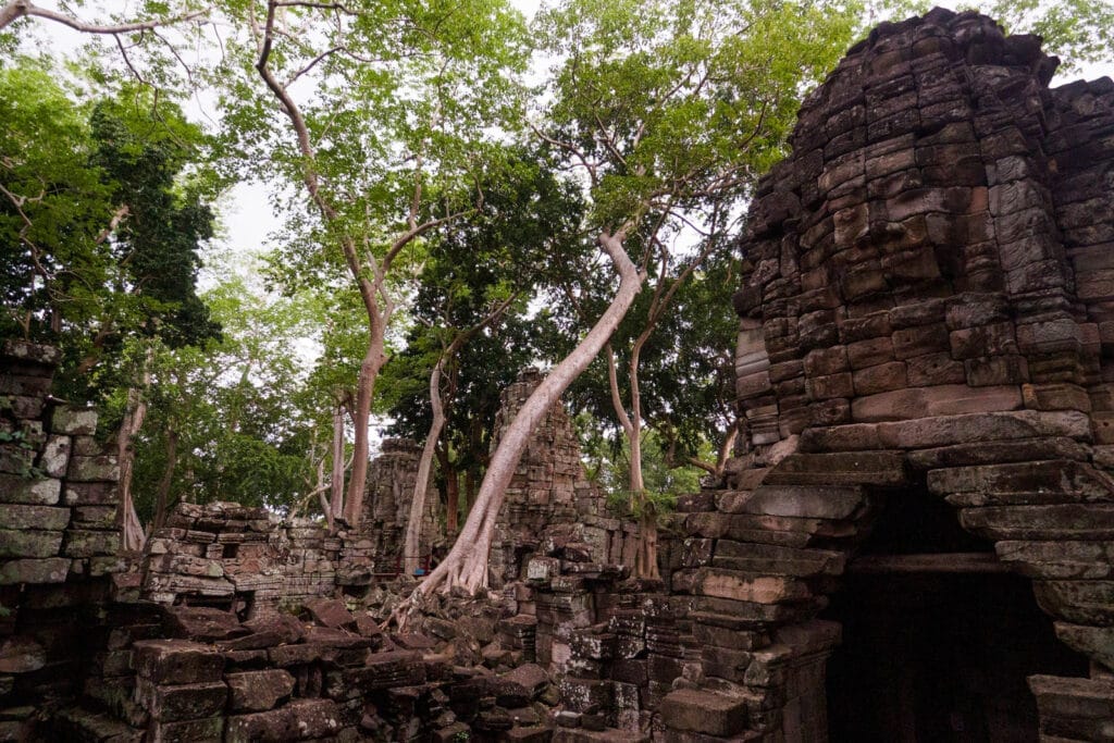 Siemreap Motorcycle Tour to Banteay Chhmar & Preah Vihear