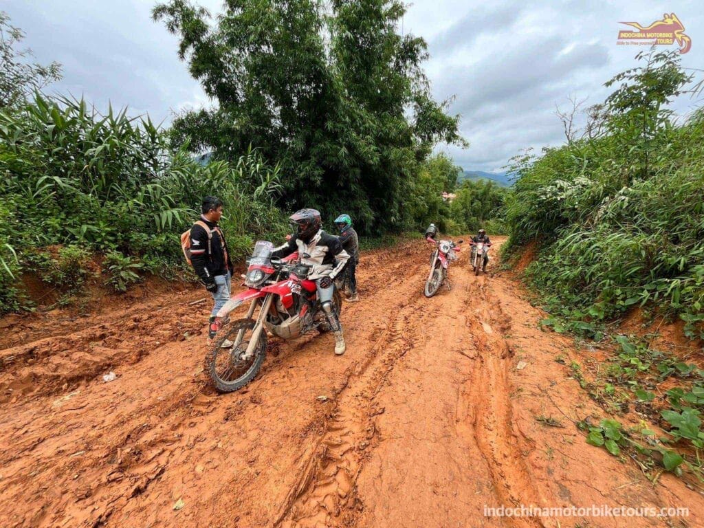 Laos Motorbike Tour from Vientiane to Xanakham Vang Vieng, Nam Ngum Lake