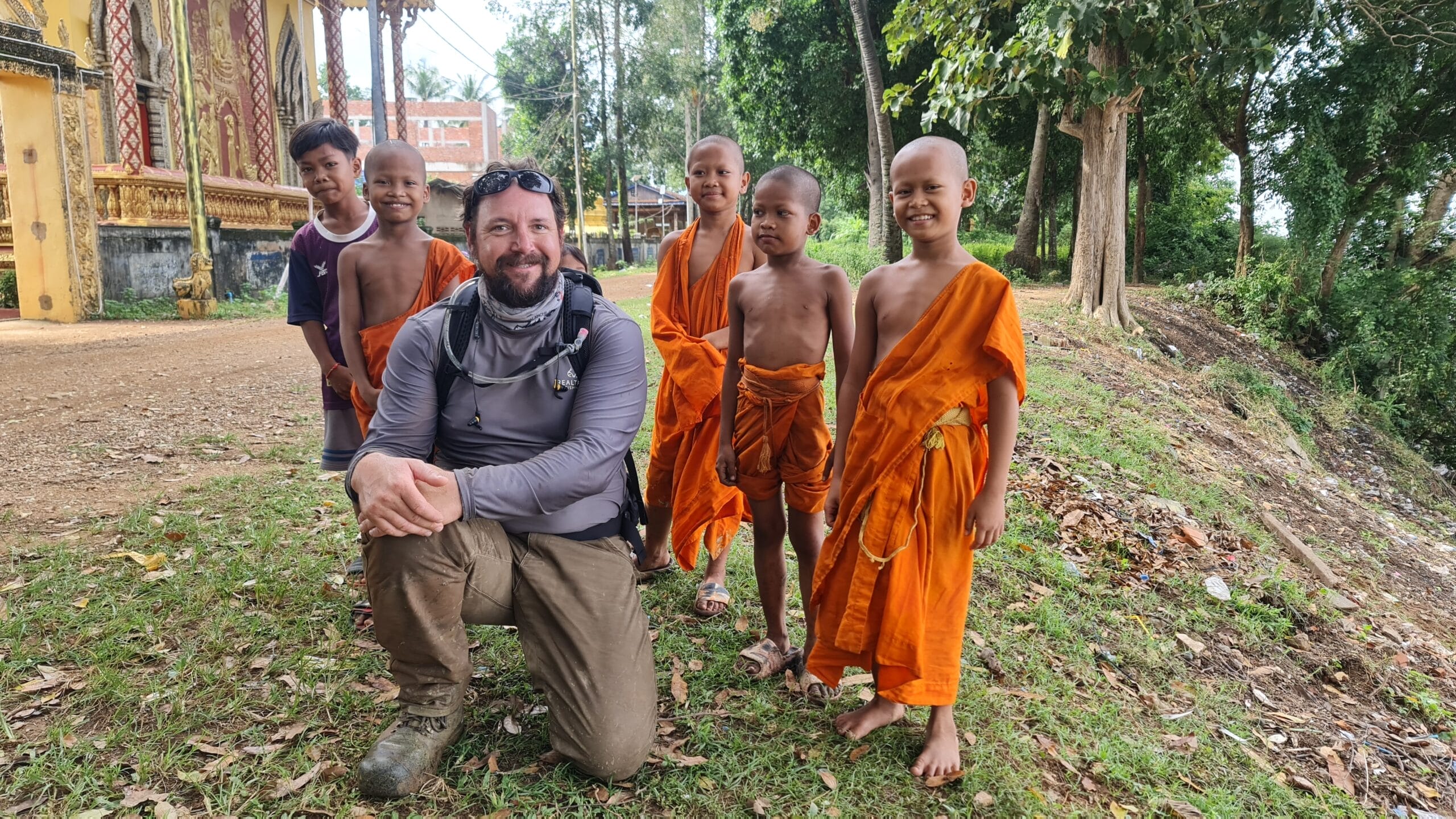 cambodia-dirt-bike-adventure-from-siem-reap-to-phnom-penh-via-beng-mealea-sambor-prei-kuk